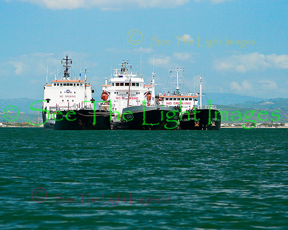 3949_Three_Ships_8x10